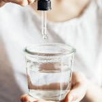 You’ll love these homemade eye drops! Get rid of itchy, puffy and dry eyes without using a bunch of chemicals.